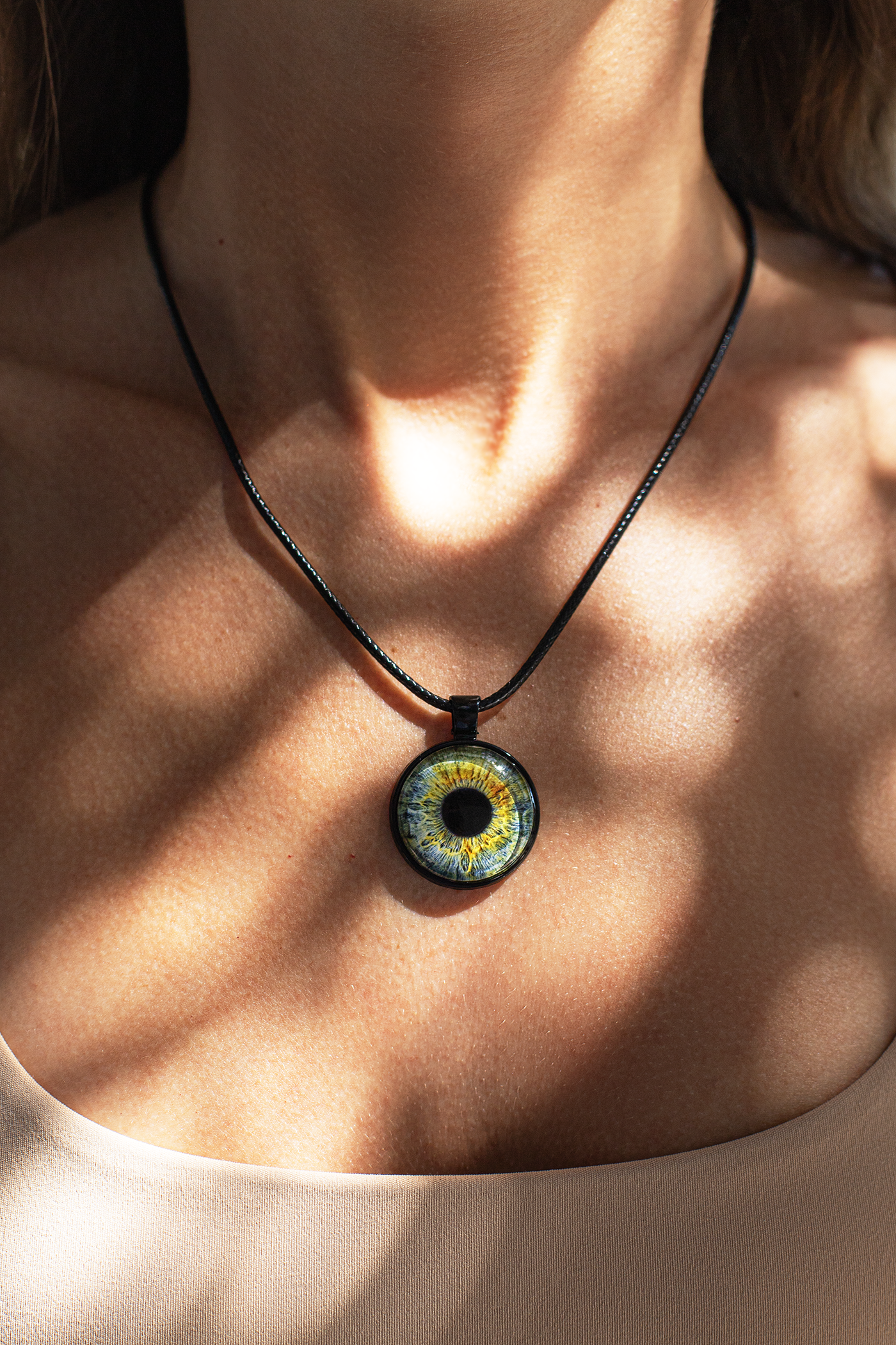 Black Iris Necklace